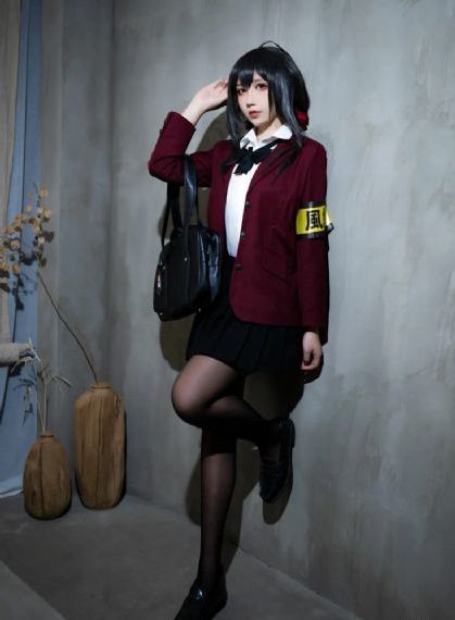 她美丽