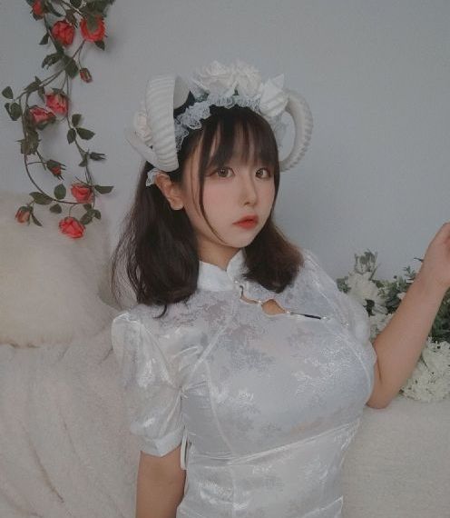 伦理漂亮女老板