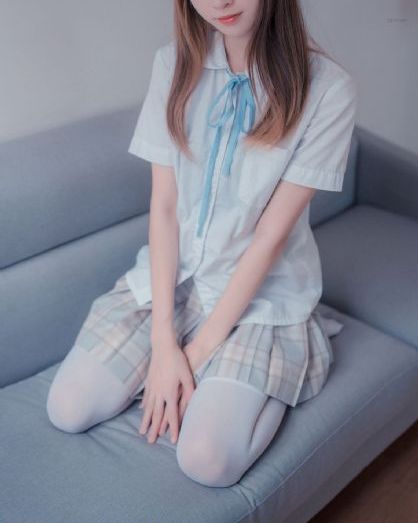 乳色吐息1～2集未删减版