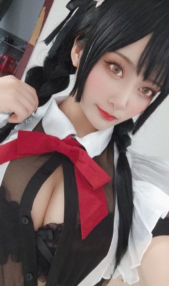 电影女机器人