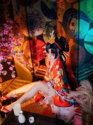 漂亮的小保姆